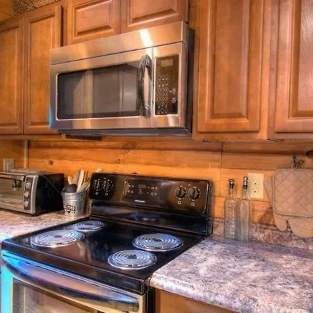 Honeymoon Creek Villa